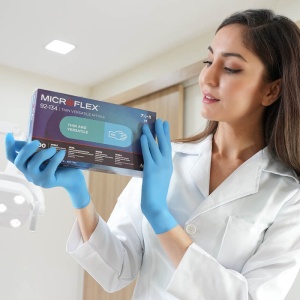 Ansell Microflex Versatility 92-134 Disposable Powder-Free Nitrile Gloves