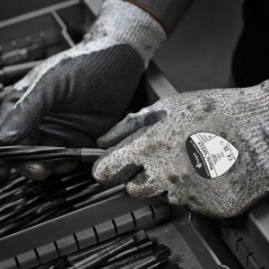 Polyco Matrix GH315 Cut Resistant Gloves