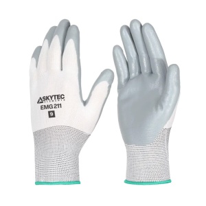 Skytec EMG211 Water and Oil Resistant Nitrile Palm Gloves